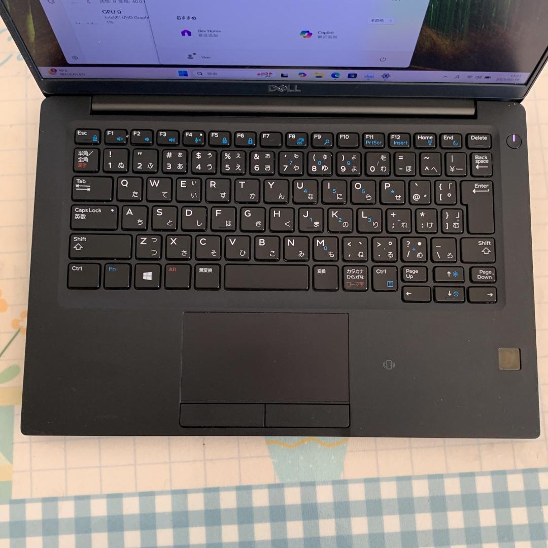 D01A【美品】フルHD/Core-i5第8世代/8GB/SSD128G a