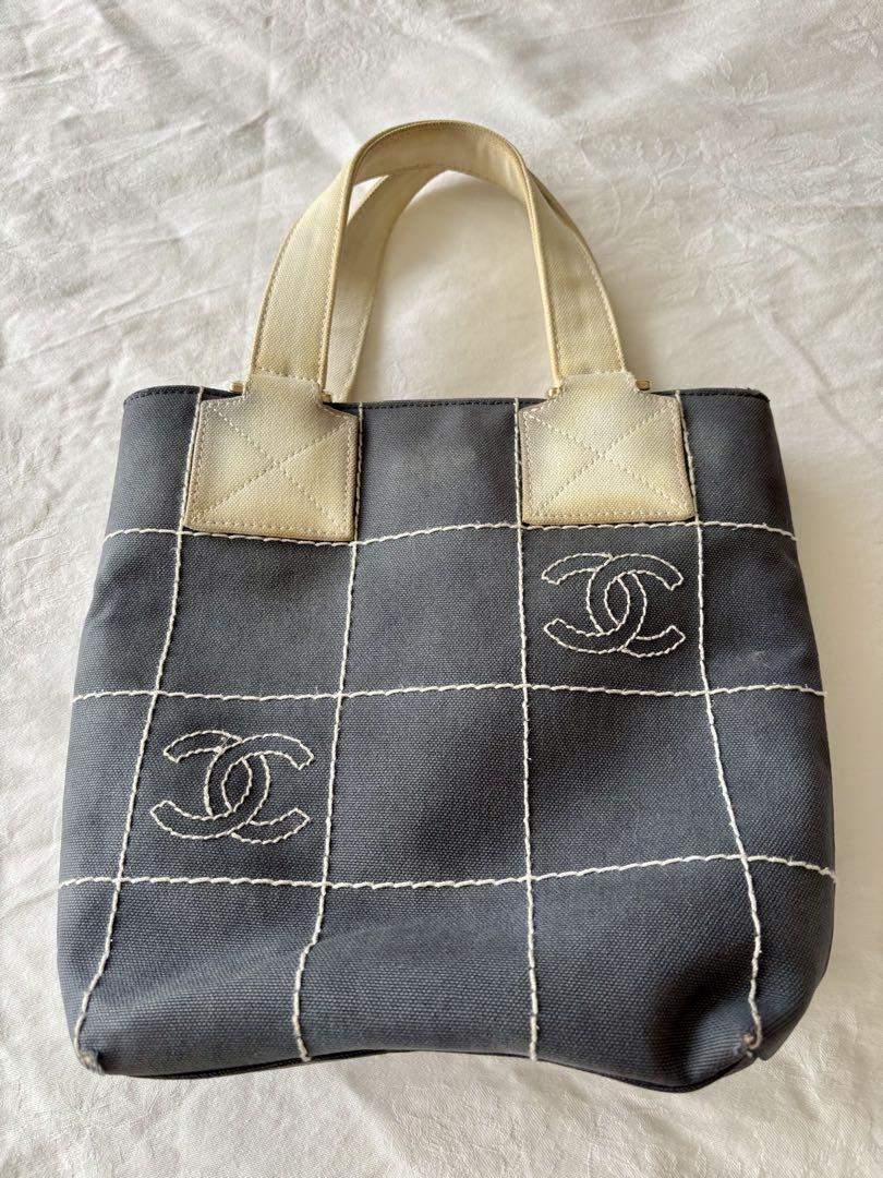 CHANEL スモールトートバッグ