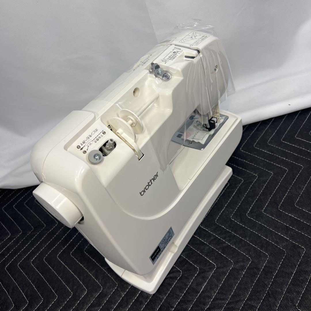 100%新品人気SALE 新品未使用 brother ブラザー EL135 コンパクト 電子ミシン IGyCa-m73122512027 爆買い得価