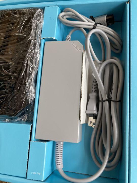 初回限定】 未使用 Nintendo Wii RVL-S-KAAH【メーカー生産終了品