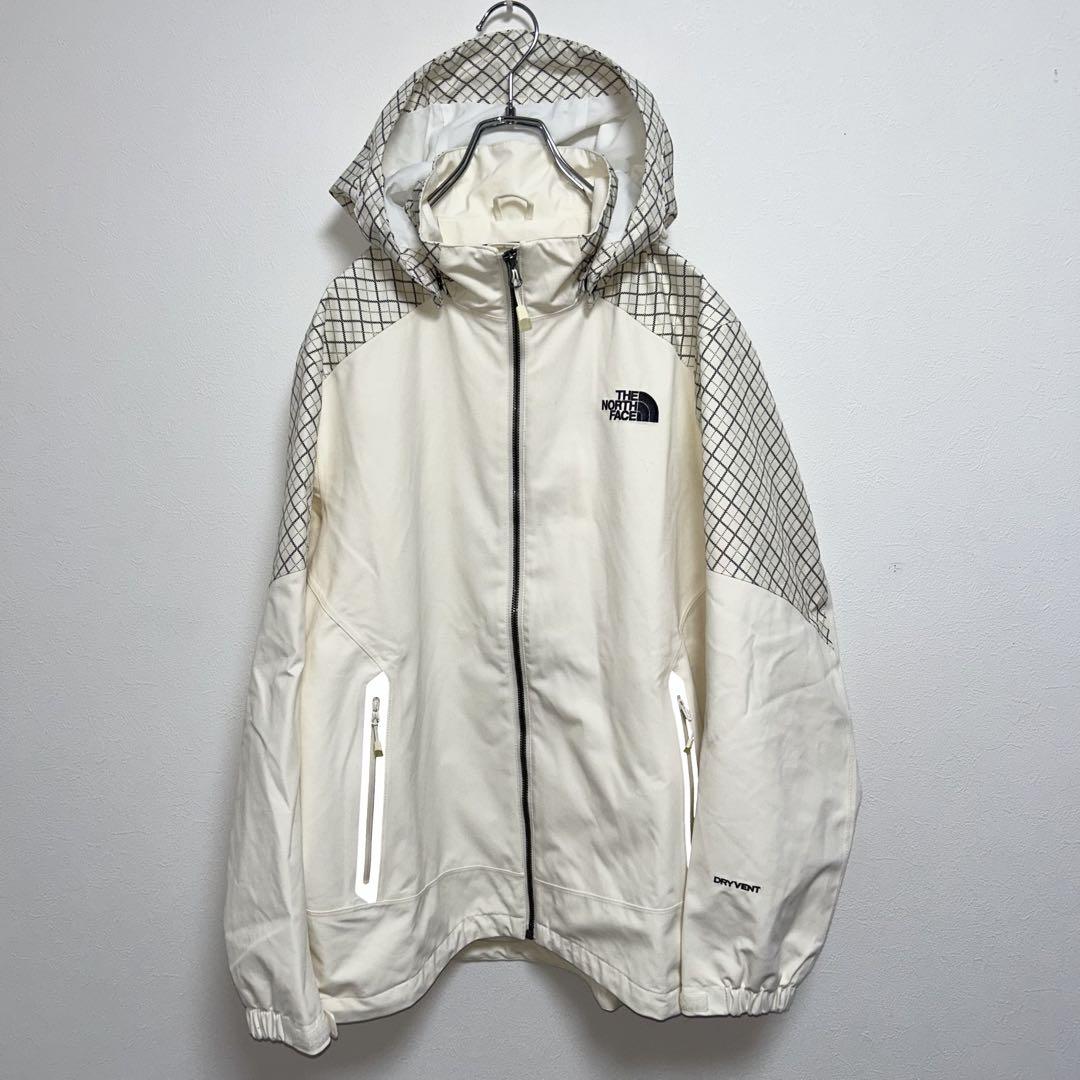 日本未入荷　海外限定　ノースフェイス　マウンテンパーカー　マンパ　DRYVENT