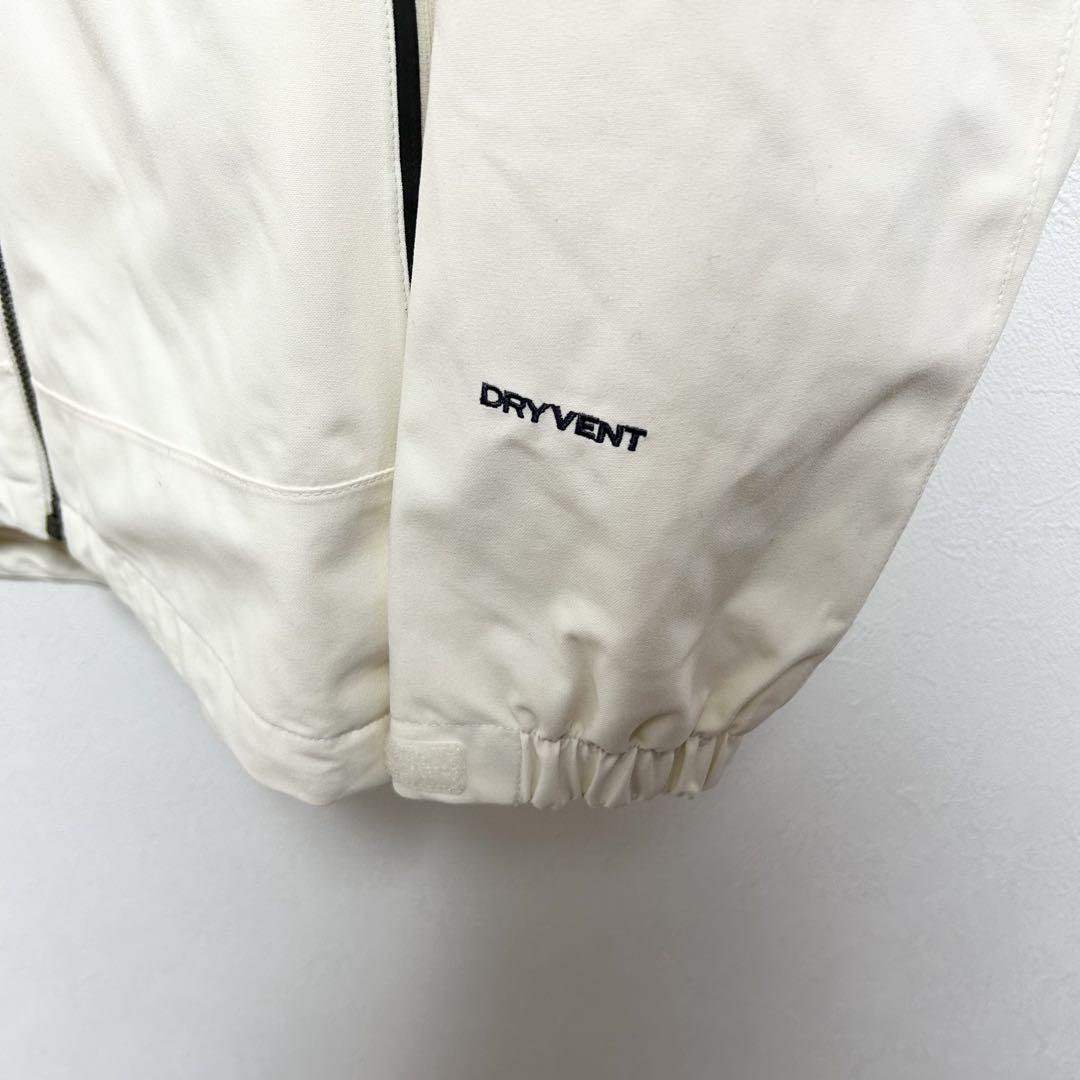 日本未入荷　海外限定　ノースフェイス　マウンテンパーカー　マンパ　DRYVENT