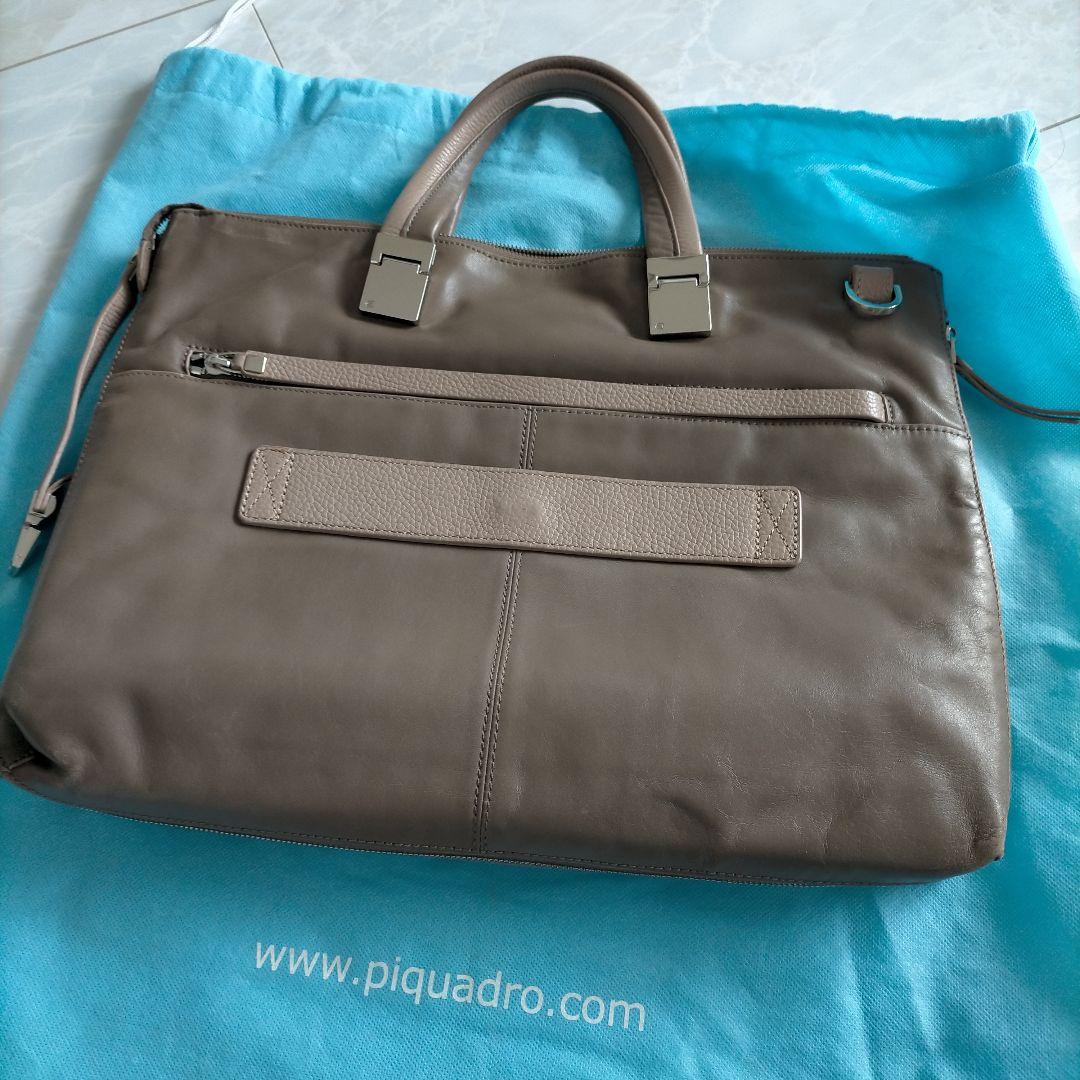 PIQUADRO ピクワドロ イタリア ビジネスバッグ