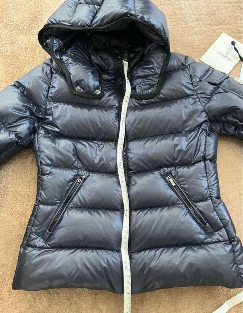 美品MONCLER ダウン