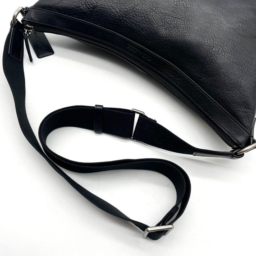 極美品⭐️COACH ショルダーバッグ ロゴ型押し オールレザー