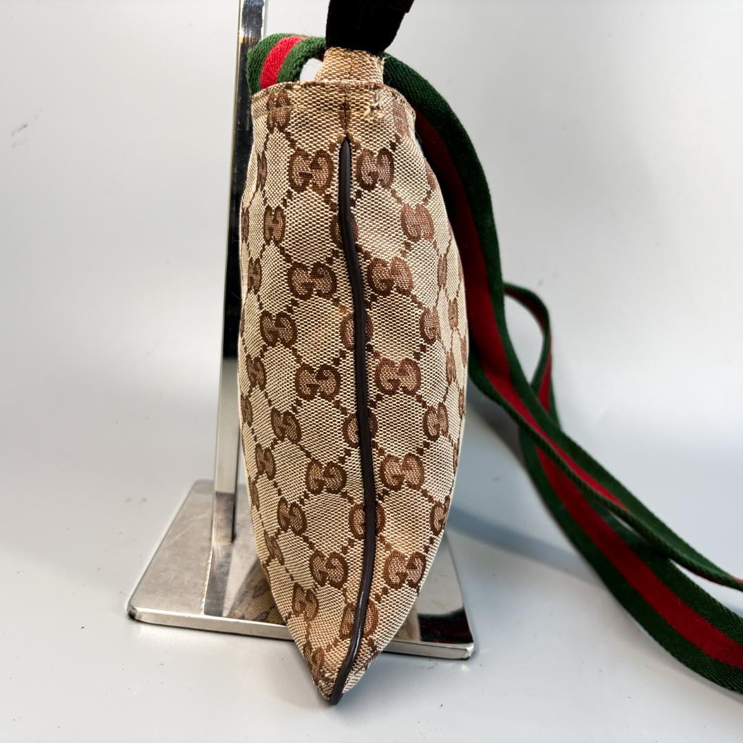 美品 グッチ ショルダーバッグ シェリーライン ポーチ GG キャンバス