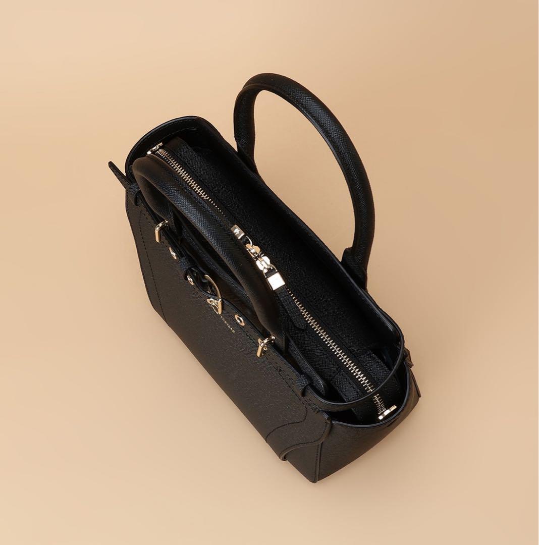 【新品】Samantha Thavasa ベルトデザイン ハンドバッグ ブラック