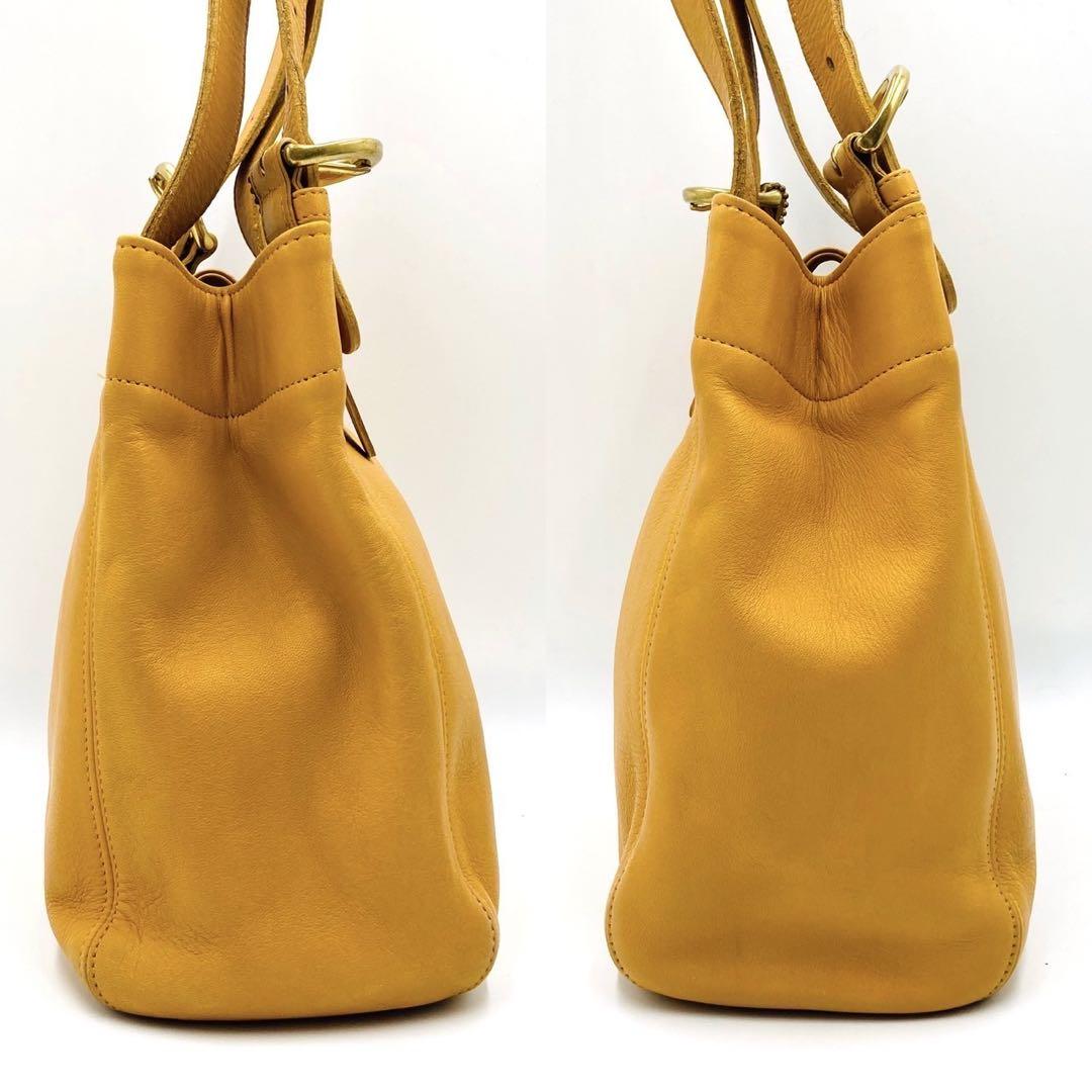 COACH イエローベージュレザー トートバッグ