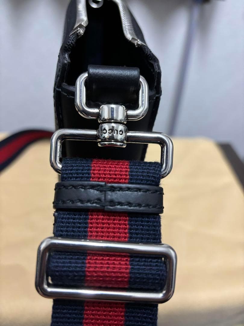 グッチ GUCCI 斜め掛け ショルダーバッグ メンズ グッチ GUCCI 斜め掛け ショルダーバッグ メンズ