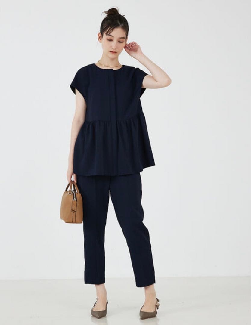 qualite ペプラムジレセットアップ　ネイビー（サイズ36）