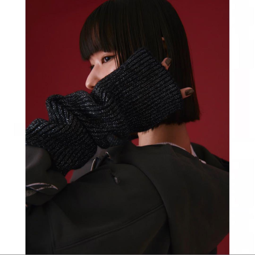 lamé knit arm warmer black & light blue