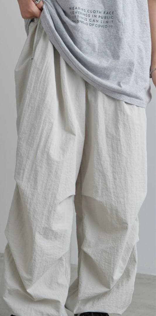 SOUNDS GOOOOD 配色ステッチナイロンカーゴパンツ