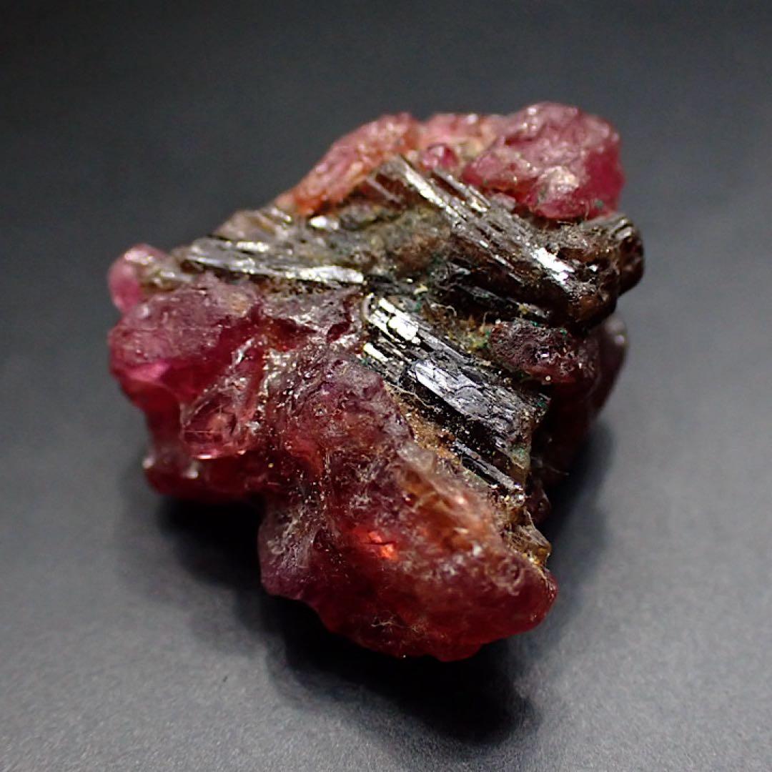 【ミャンマー/モゴック産】ルビーwithペイナイト 【ミャンマー/モゴック産】ルビーwithペイナイト