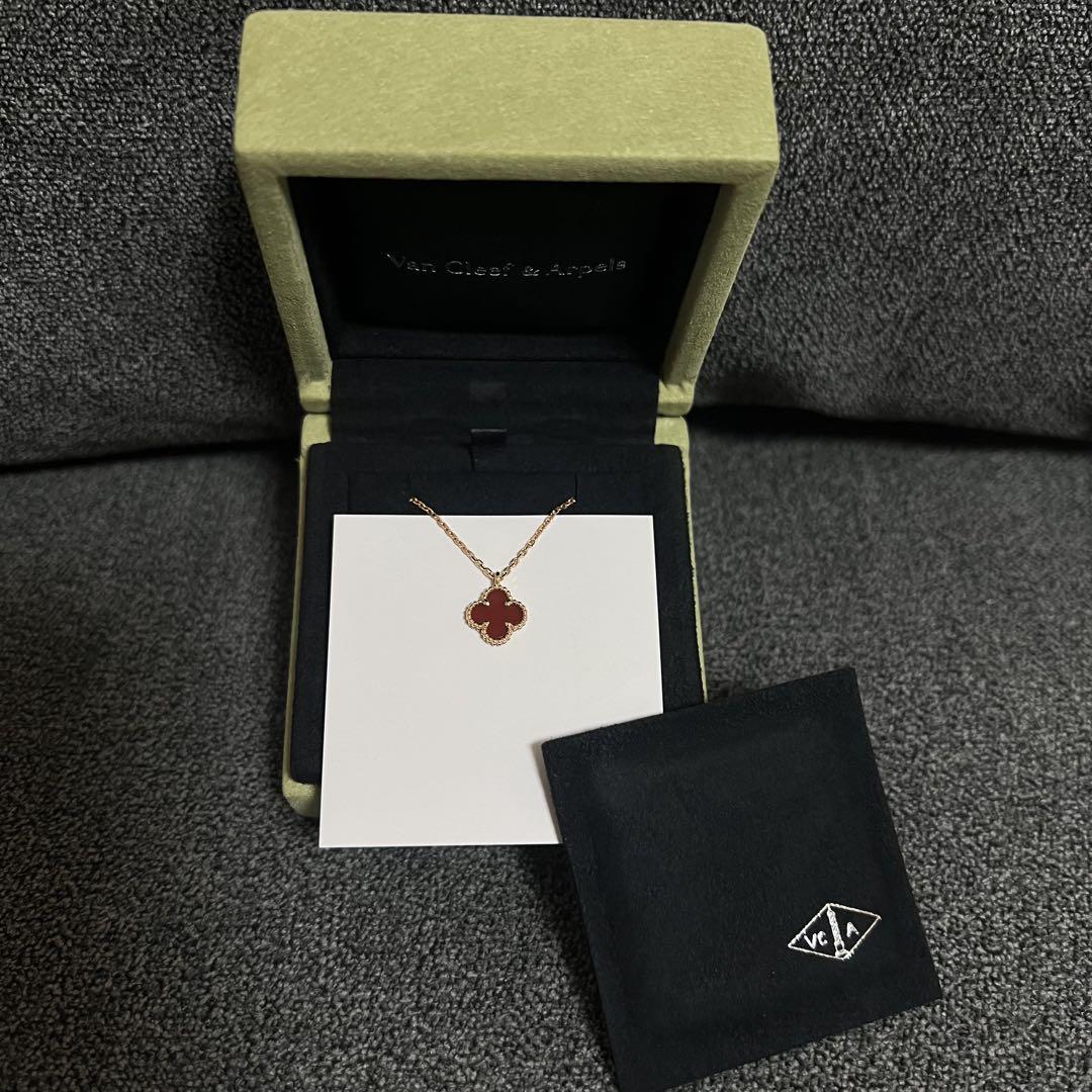 Van Cleef and Arpel] スウィートアルハンブラ ペンダント (Van