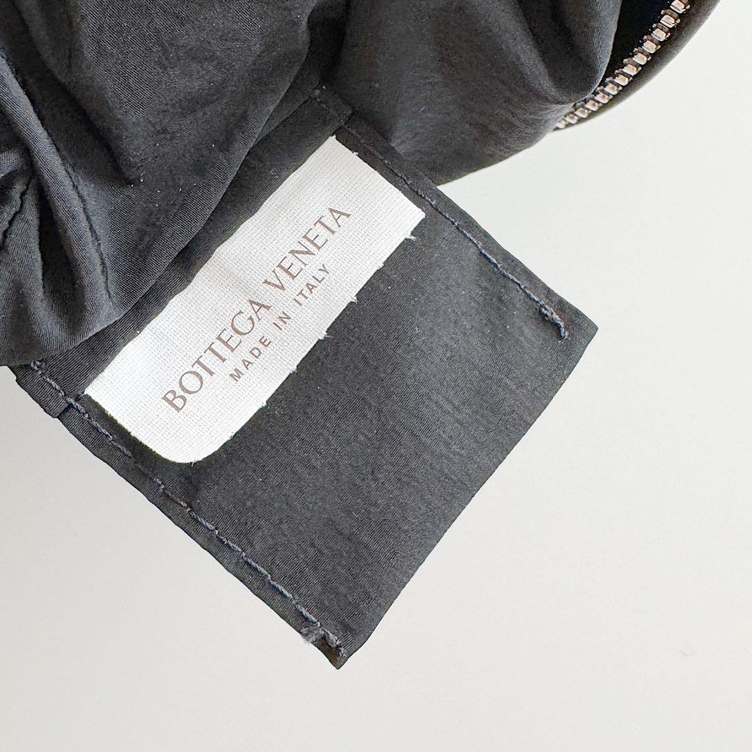 BOTTEGA VENETA レザー メッセンジャー ショルダーバッグ