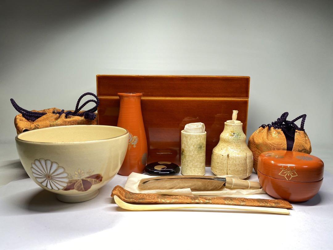 茶道具　春慶塗茶箱道具一式揃い　棗　茶碗　茶杓等々