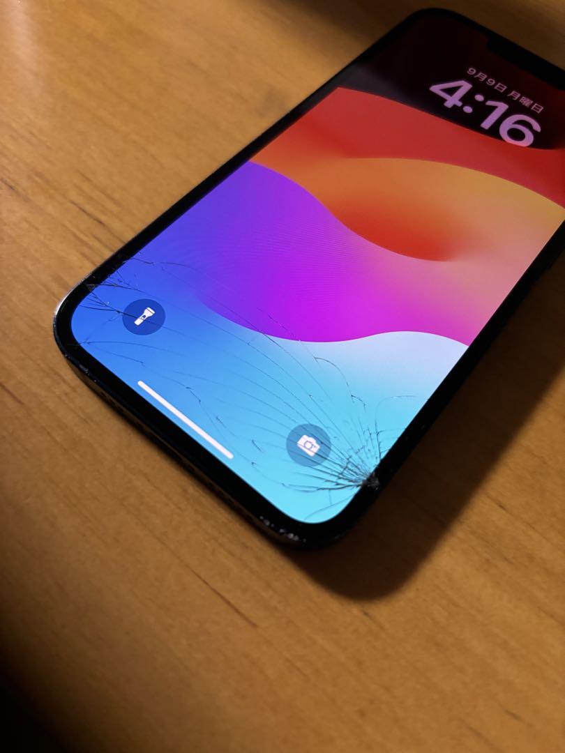 iPhone13 傷あり - メルカリ