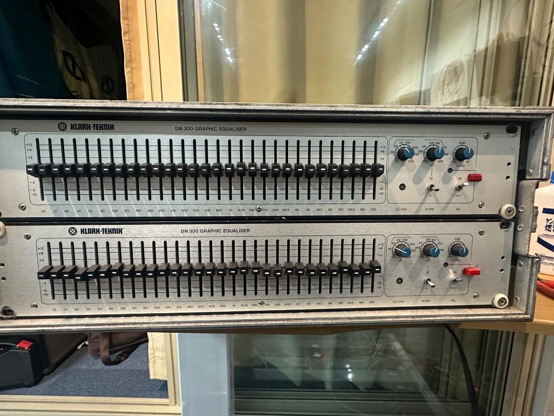 KLARK TEKNIK DN-300 GEQ　2台セット　B
