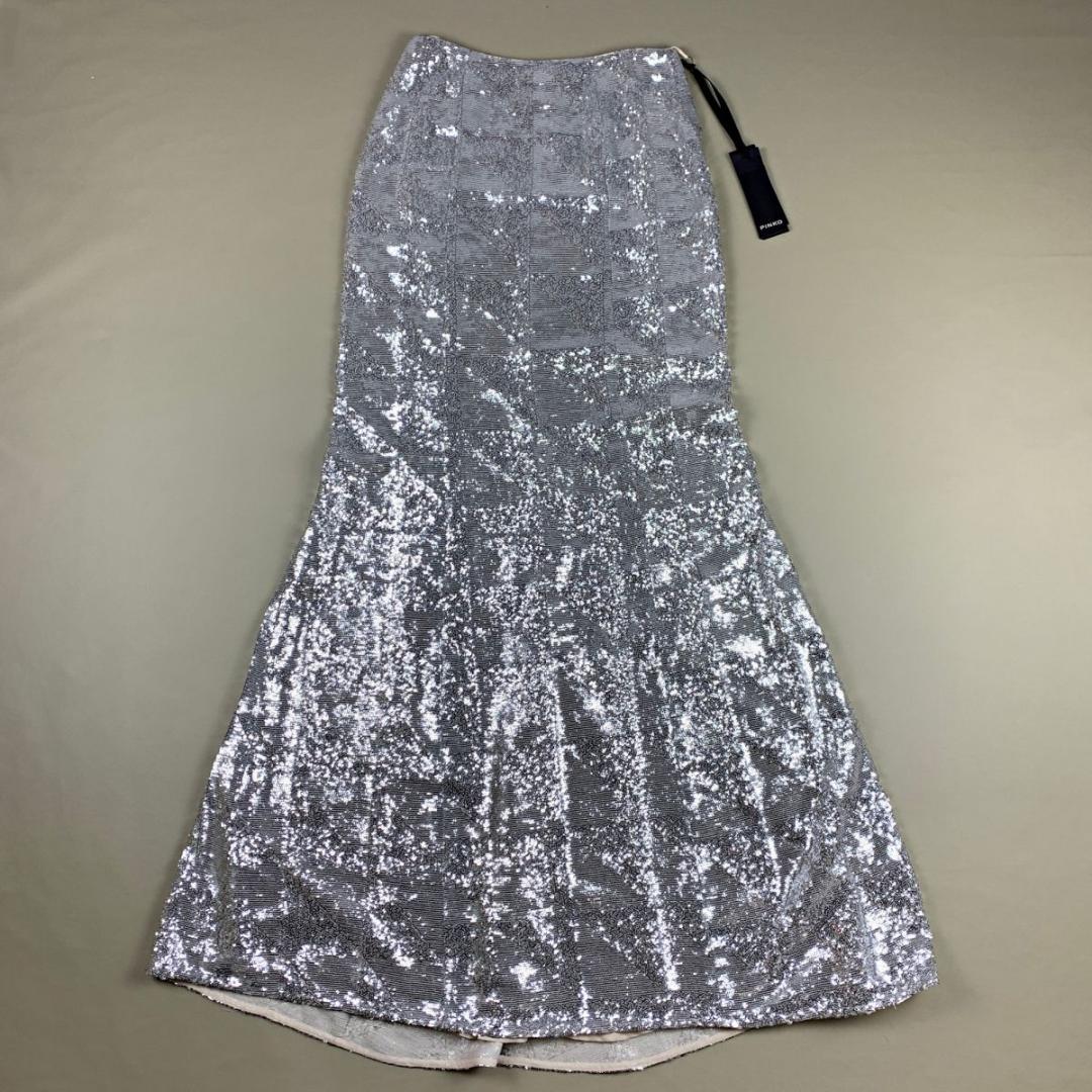 新品未使用 ロングスカート PINKO 40*NA187レディース スカート スパンコールロングスカート 40*NA187 シルバー 新品未使用 ロングスカート PINKO 40*NA187レディース スカート スパンコールロングスカート 40*NA187 シルバー