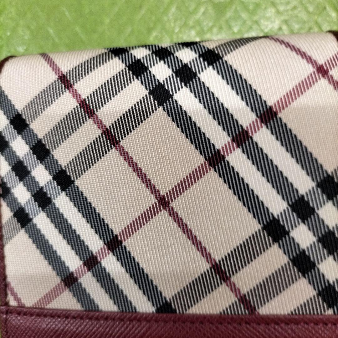 ♥超激安BURBERRY ノバチェック2つ折財布6月30日出品削除品