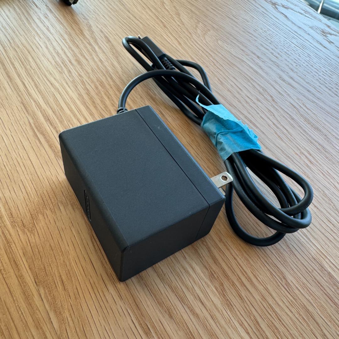 Nintendo Switch（グレー）