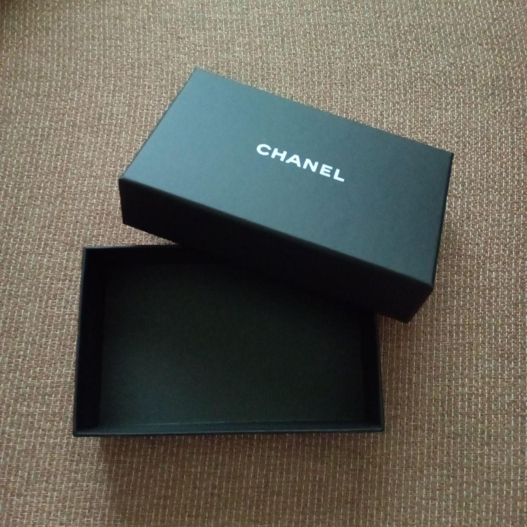 CHANEL ショッパー 箱 カメリア リボン付き - メルカリ