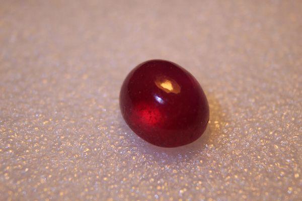 １２月限定品★天然スリランカ産ルビー１３．９６ct★カボッション★鑑別所付き