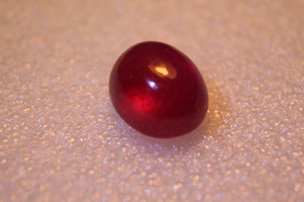 １２月限定品★天然スリランカ産ルビー１３．９６ct★カボッション★鑑別所付き