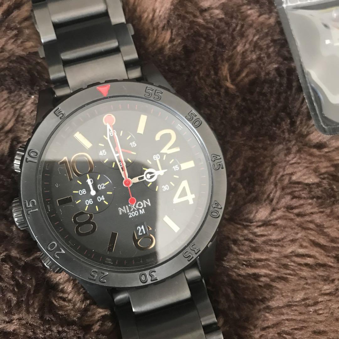 新品限定！ロンハーマン購入ニクソンクロノグラフ/NIXON200m防水ブラック