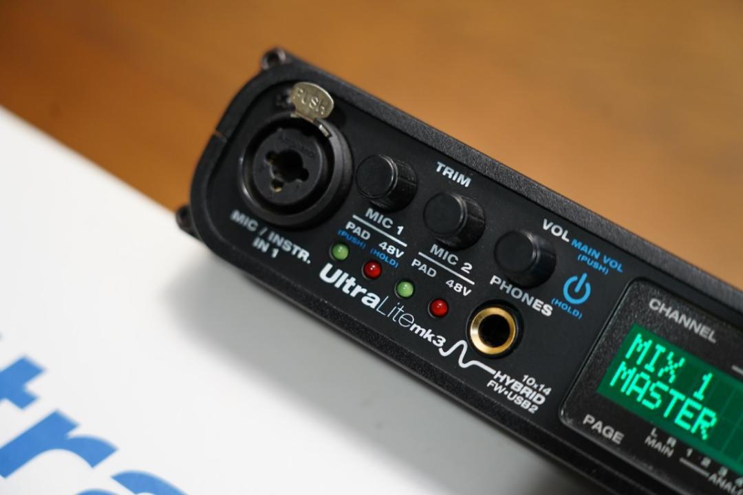 MOTU UltraLite mk3 Hybrid オーディオインターフェイス