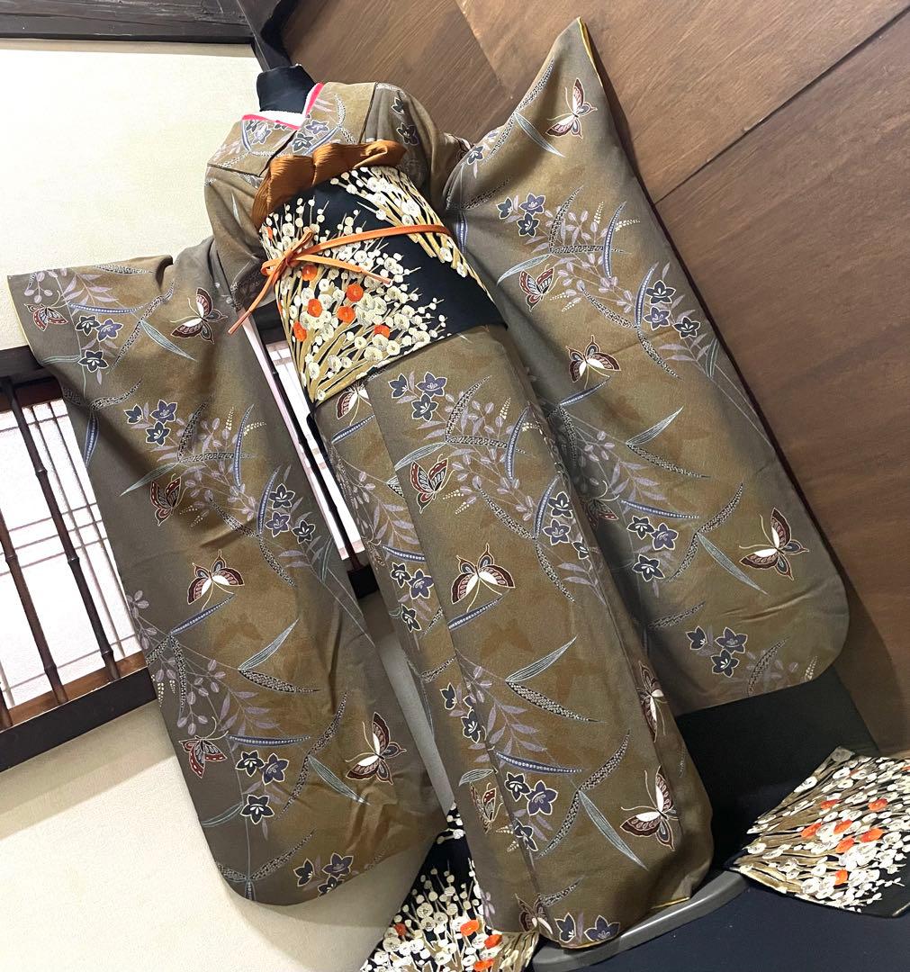 振袖フルセット6点サイズM〜L正絹 舞蝶草花文 暈し染め 振袖フルセット6点サイズM〜L正絹 舞蝶草花文 暈し染め