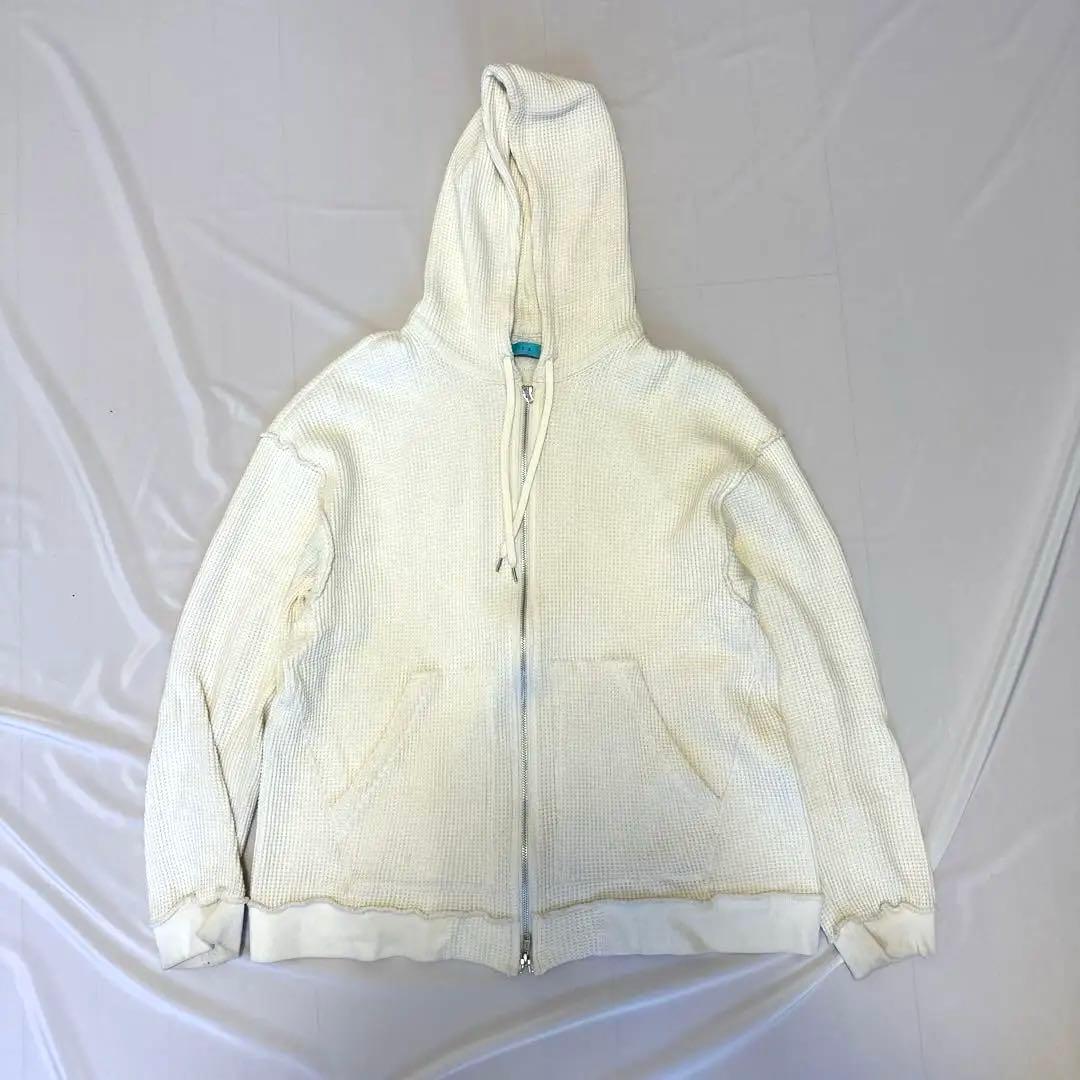 MUZE BIG HOOD WAFFLE W ZIP PARKA