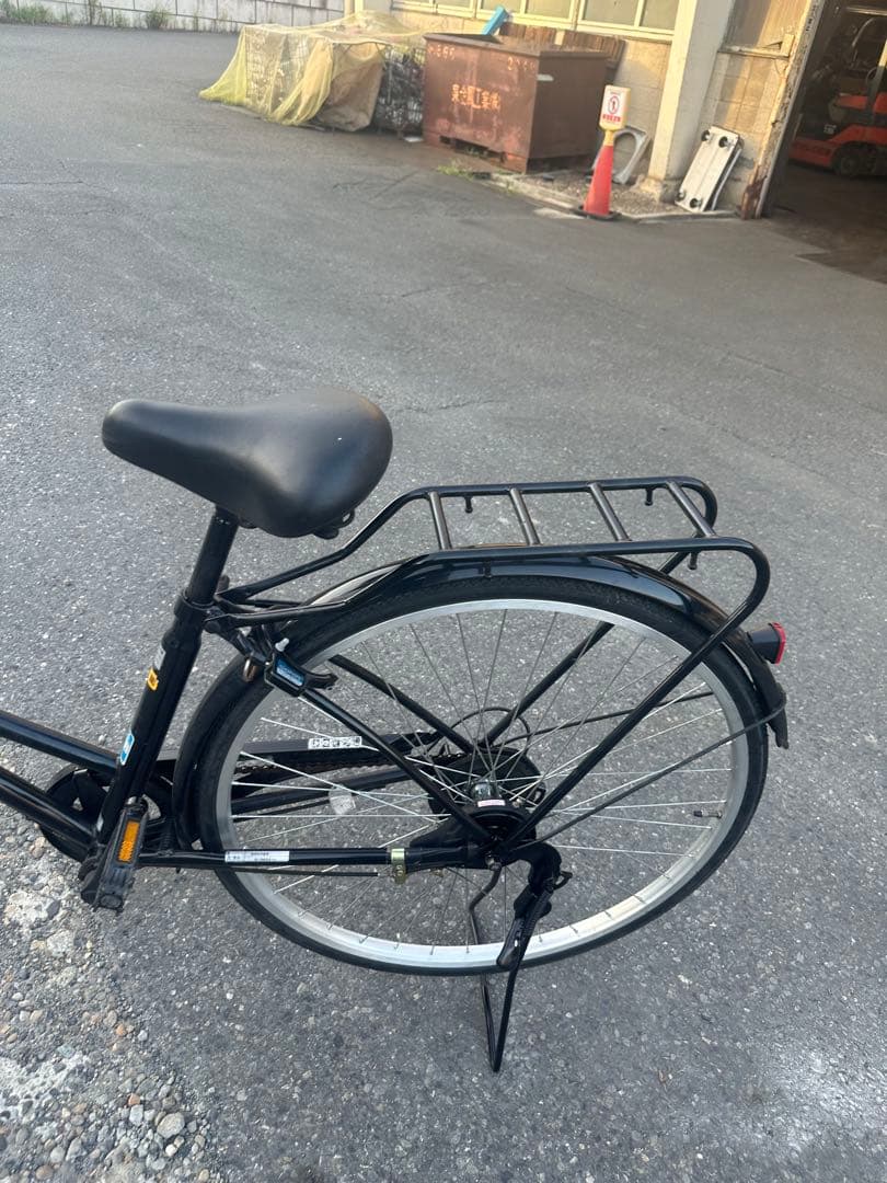 Layer シティサイクル 黒色 バスケット付き