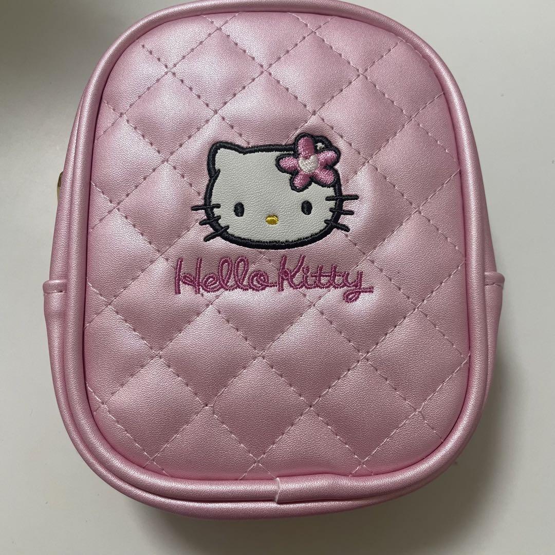 ❤︎キティちゃん1番くじ❤︎ 幸せ空間🩷 大好きなキティちゃんの一番くじで 妹が1等当てて
