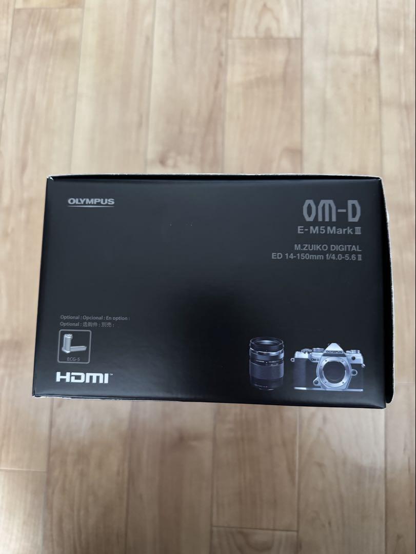 【新品未使用】OM-D E-M5 Mark III OLYMPUS オリンパス