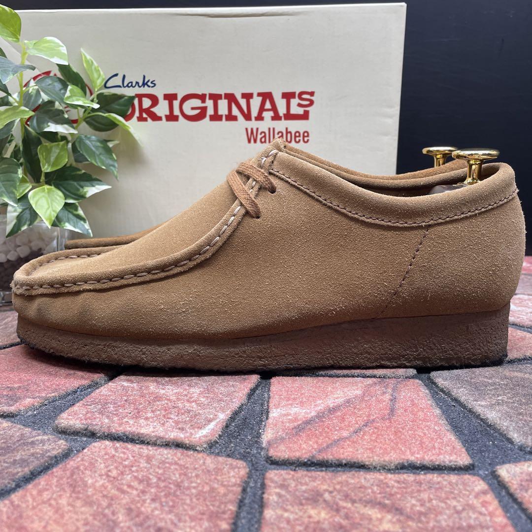 【CLARKS】ロゴ スウェード スニーカー【送料関税込】 極美品Clarks クラークス【26.0】ワラビー スエード ローカット 茶