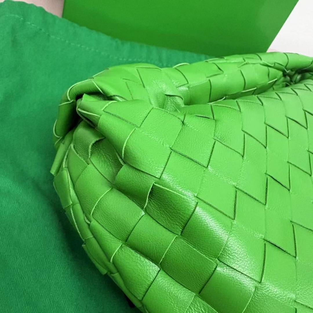 BOTTEGA VENETA ミニ・ザ・ジョディ グラス