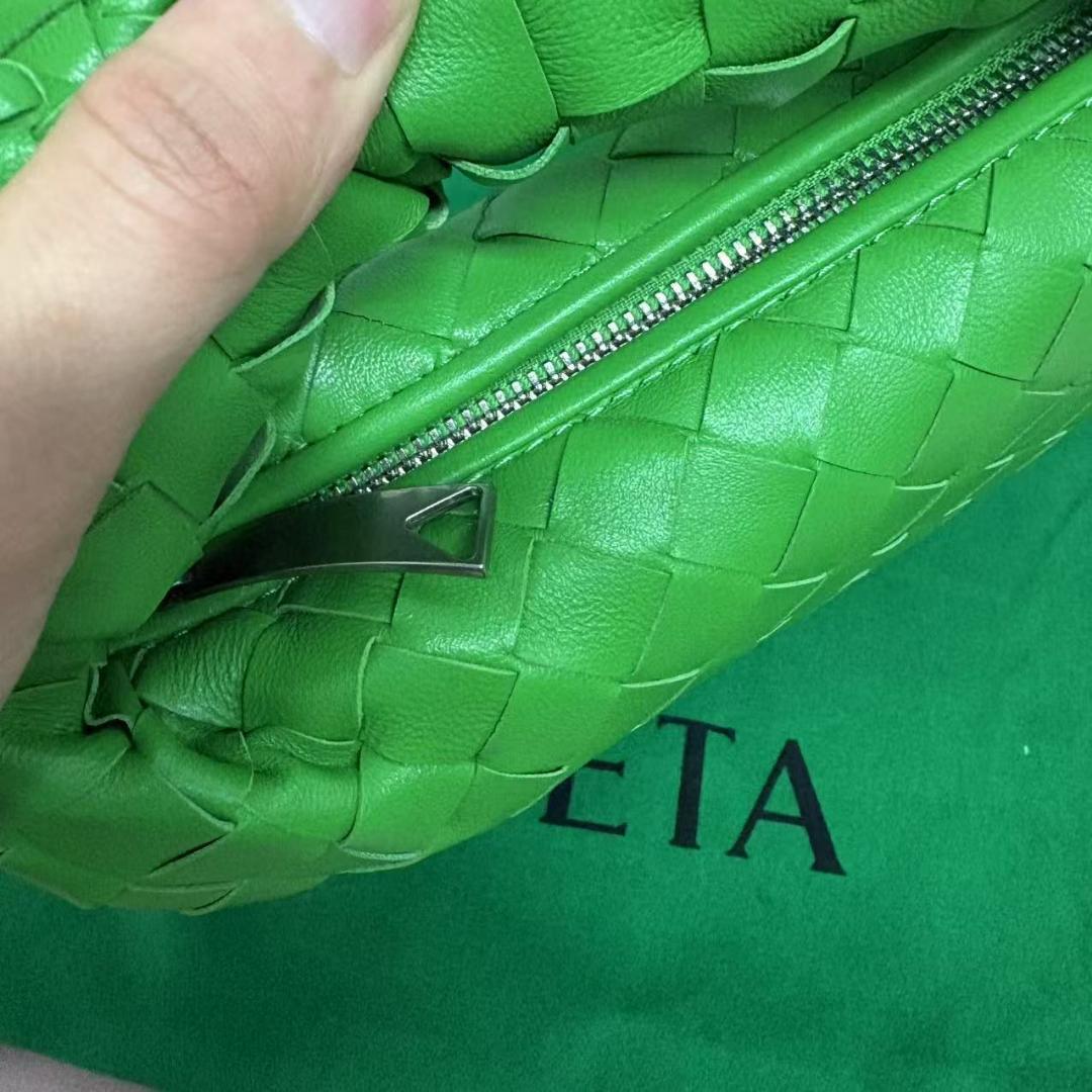 BOTTEGA VENETA ミニ・ザ・ジョディ グラス