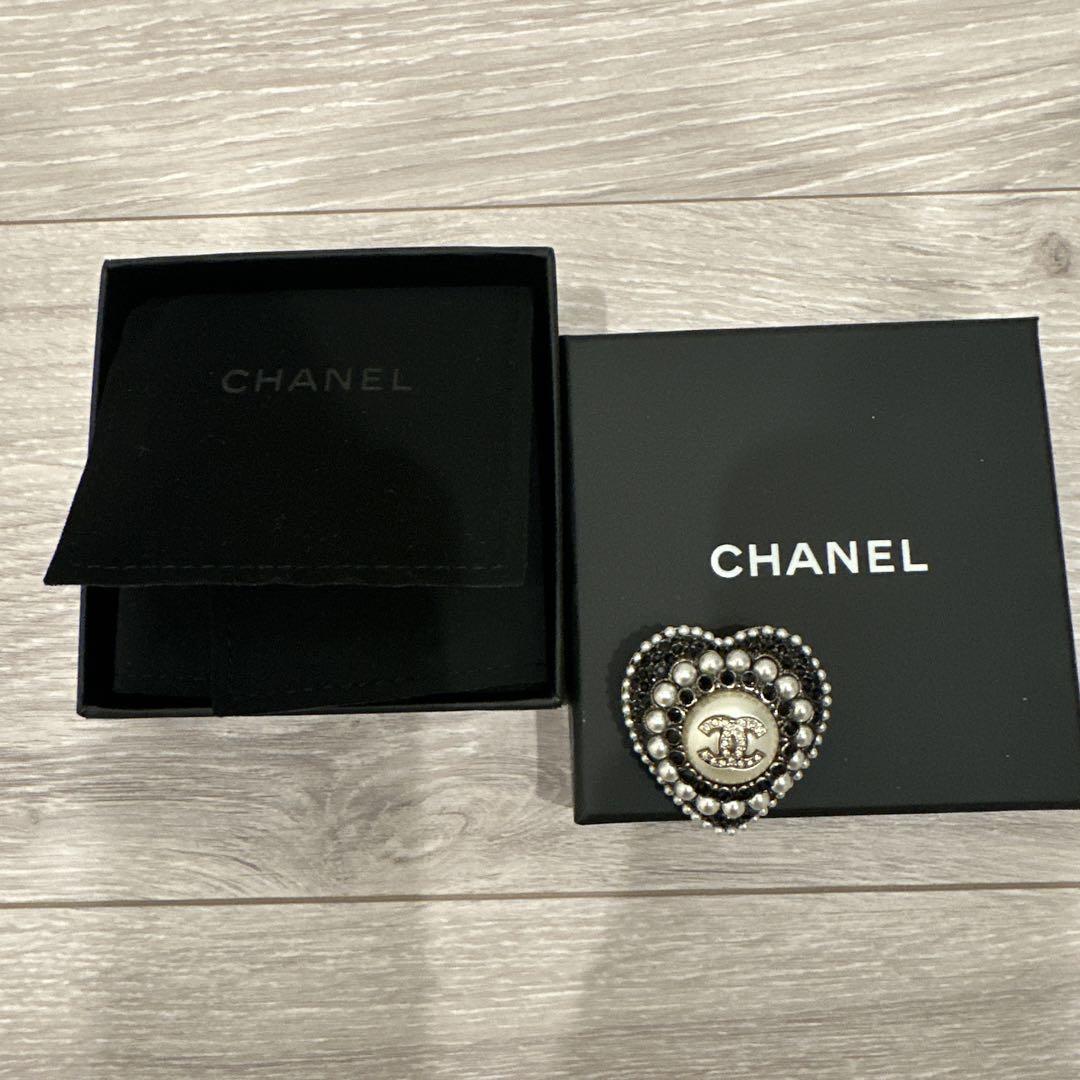 CHANEL - CHANEL❤︎クリスマスチャーム(ハート)の通販 by