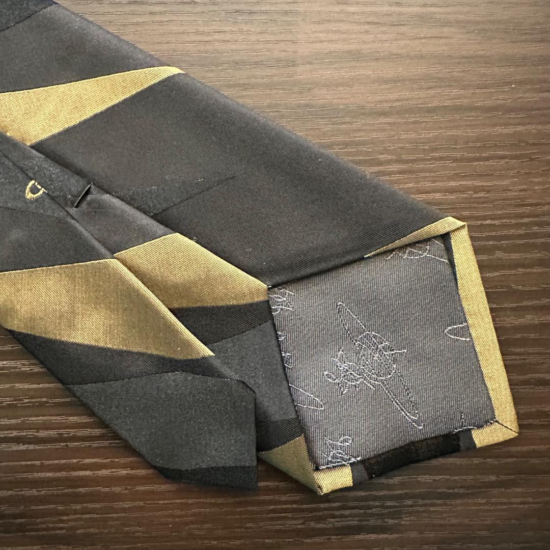 VIVIENNE WESTWOOD ネクタイ ブラック ゴールド