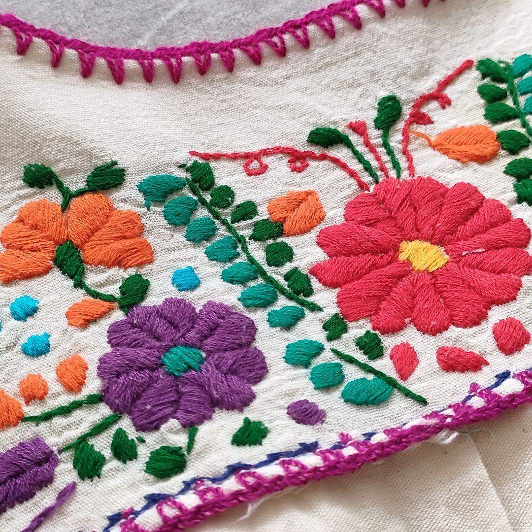 古着 メキシコ刺繍ブラウス 手刺繍 花柄 チュニック アイボリー