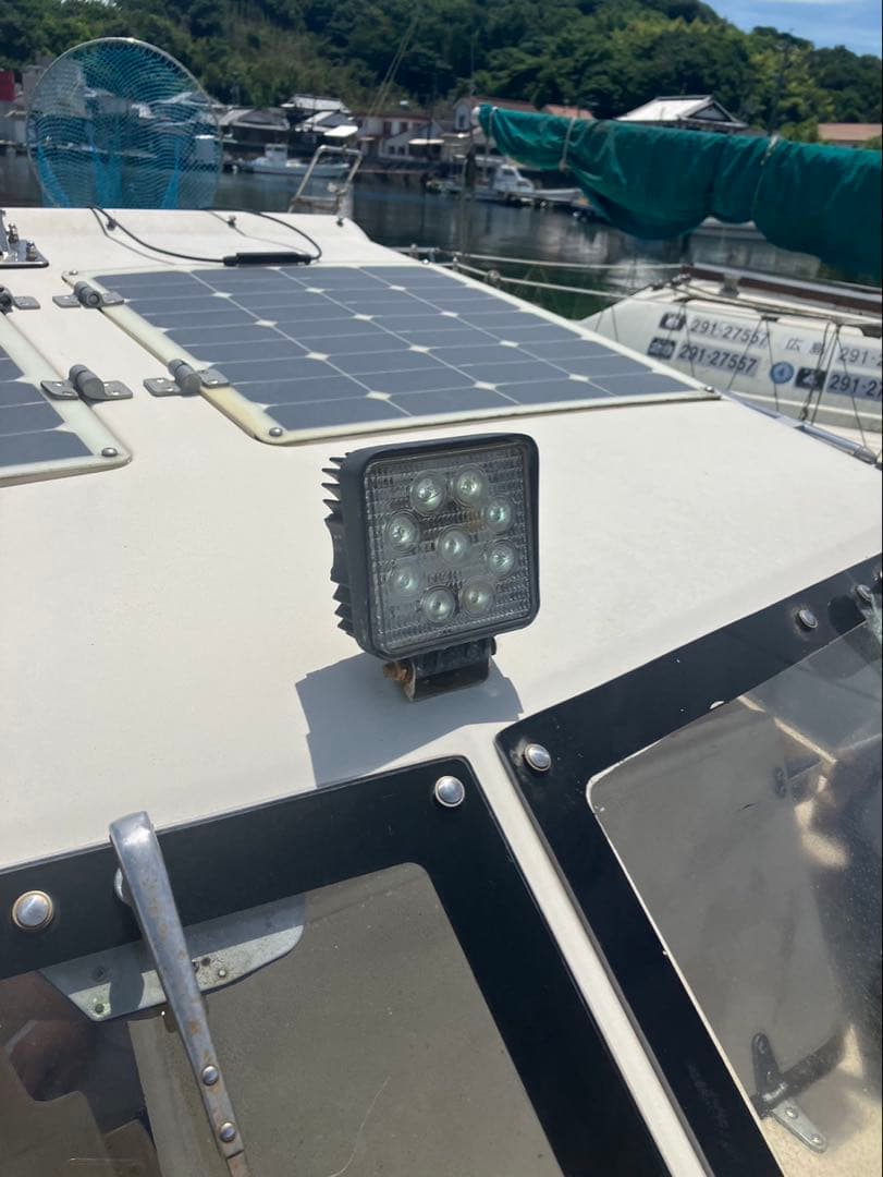 船体目立った傷や汚れなし