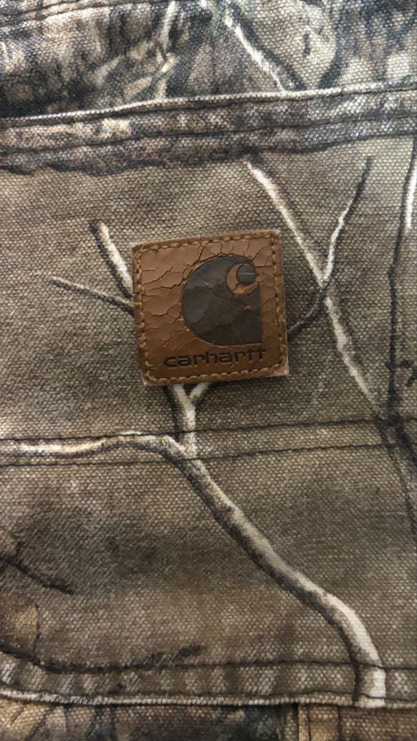 Carhartt リアルツリー