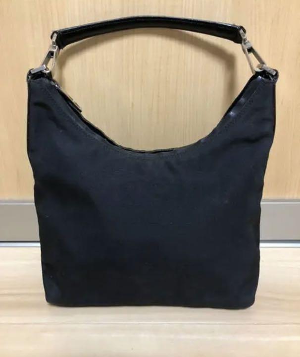 正規品 GUCCI グッチ ハンドバッグ ブラック ショルダーバッグ - メルカリ 正規品 GUCCI グッチ ハンドバッグ ブラック ショルダーバッグ - メルカリ
