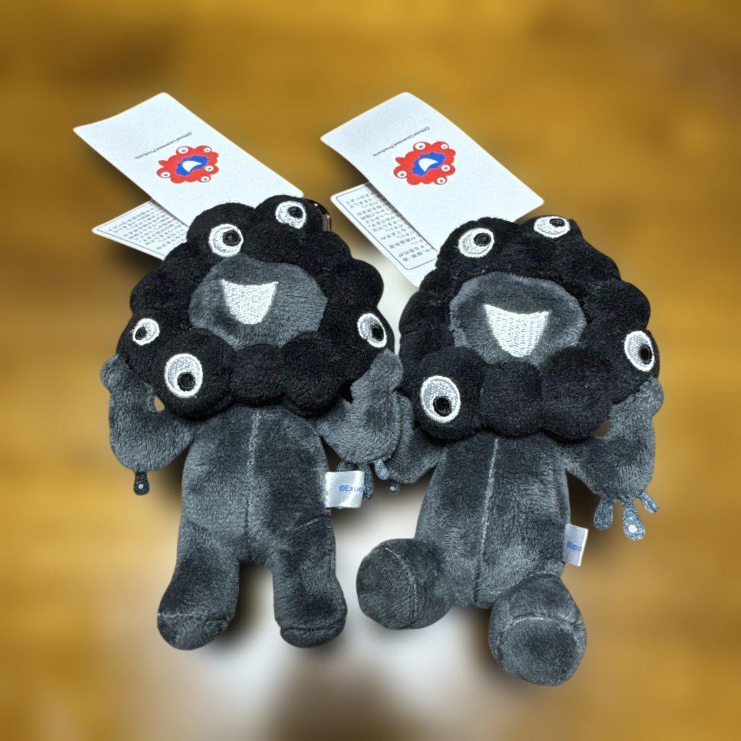 黒ミャクミャク カラビナ付きブラック 立ち&座り 2体セット