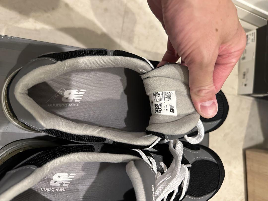 992