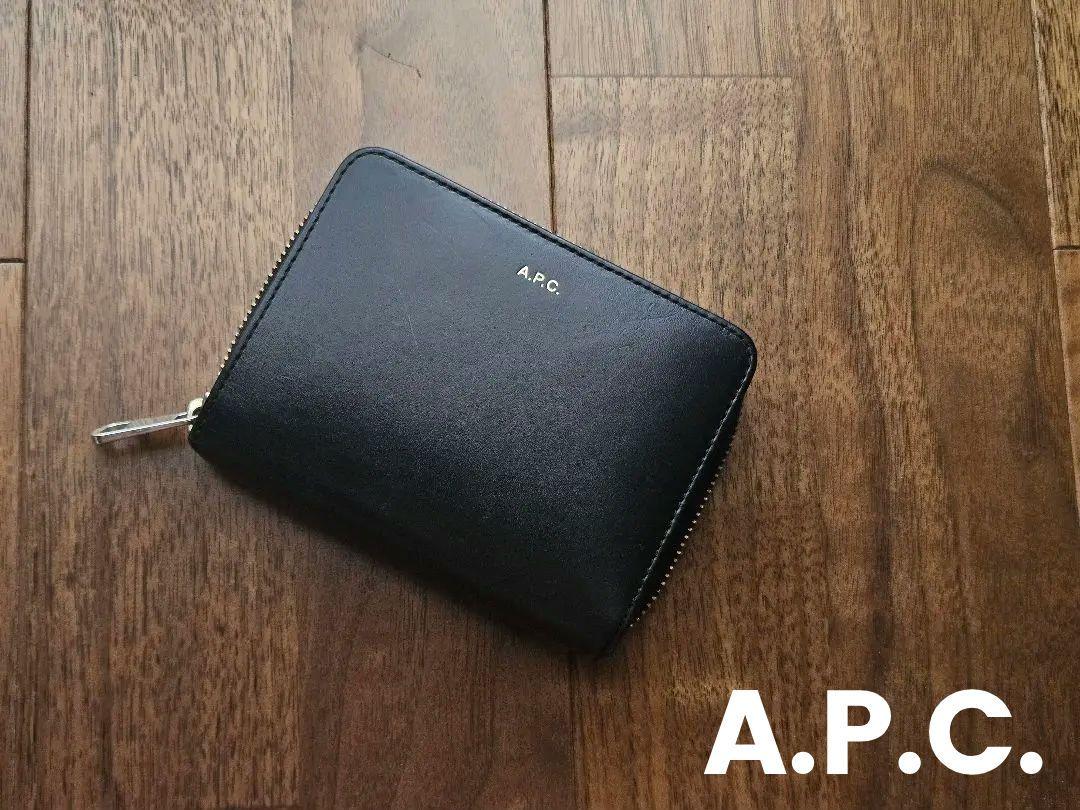 A.P.C. 折り財布 アーペーセー ブラック ラウンドジップ レザー APC