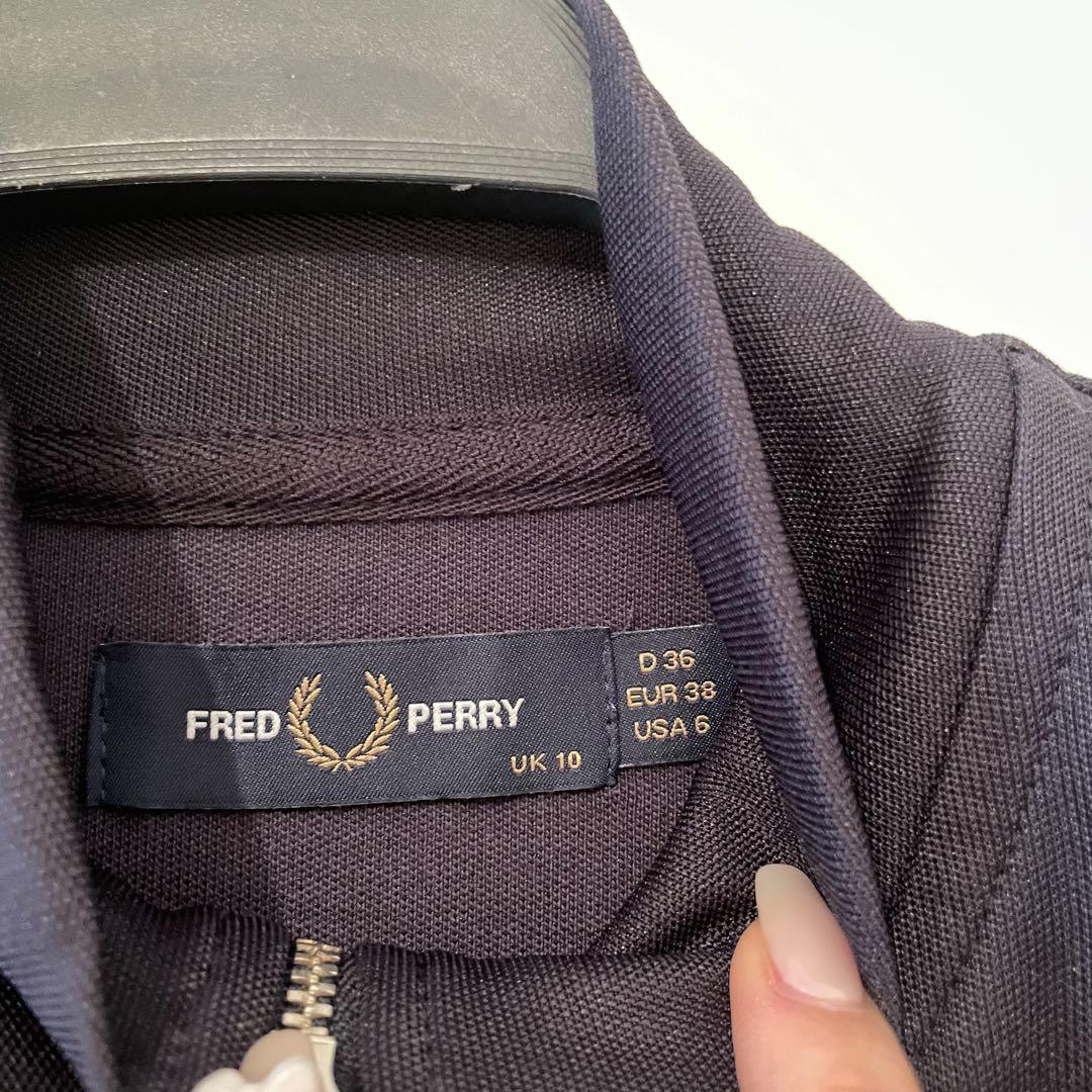 【美品】FRED PERRY トラックジャケット