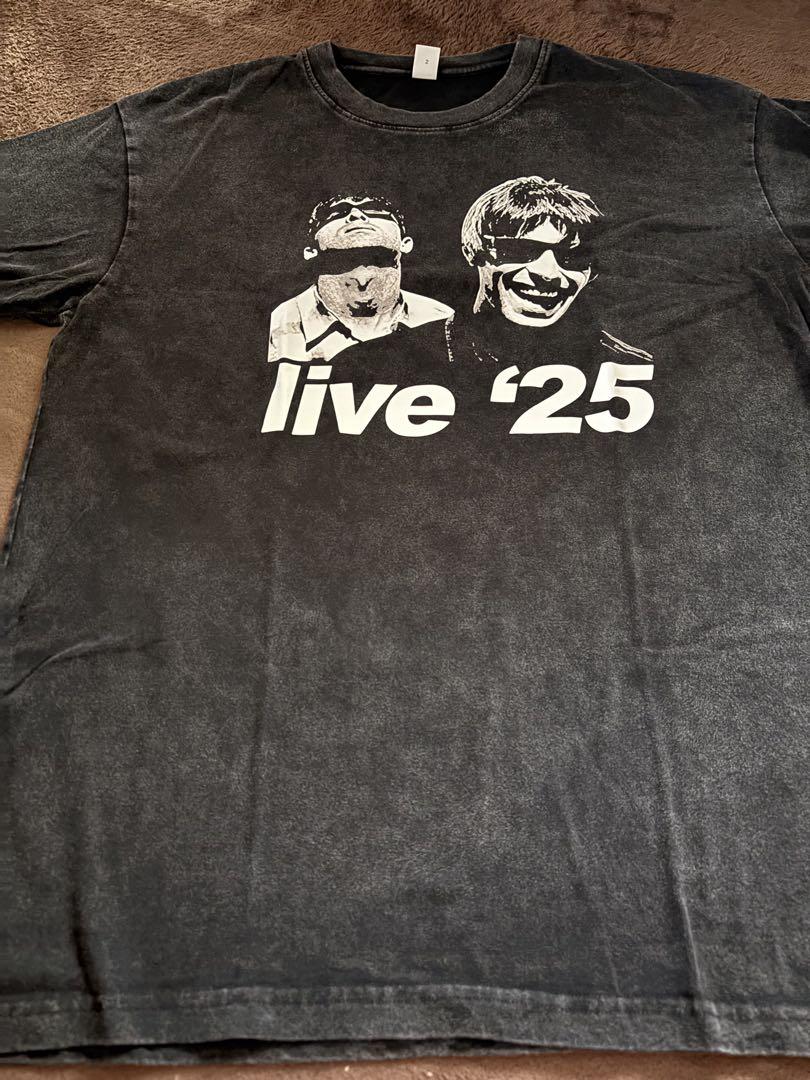 ◆正規品◆oasis live '25 Don't Look〜 Tシャツ L Oasis live '25 Tシャツ - メルカリ