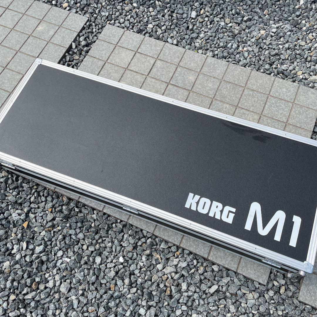 KORG M1 専用ハードケース KORG M1 専用ハードケース
